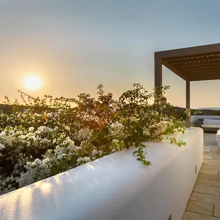 White Tinos Luxury