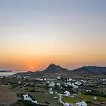 White Tinos Luxury *