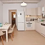 White Tinos Luxury *
