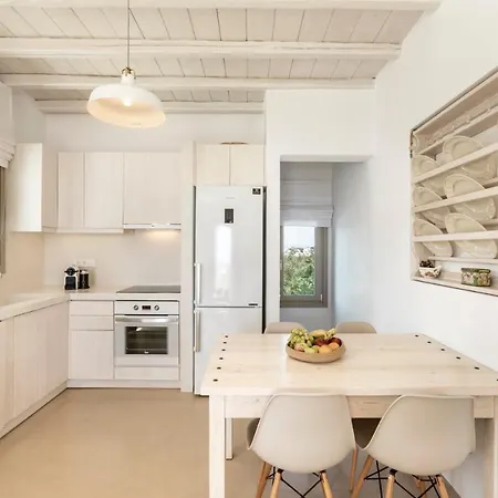 White Tinos Luxury