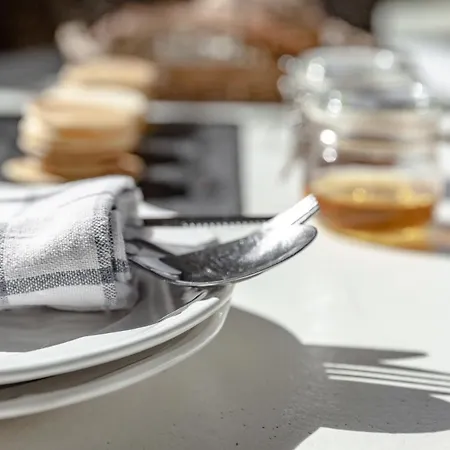 White Tinos Luxury * Stení