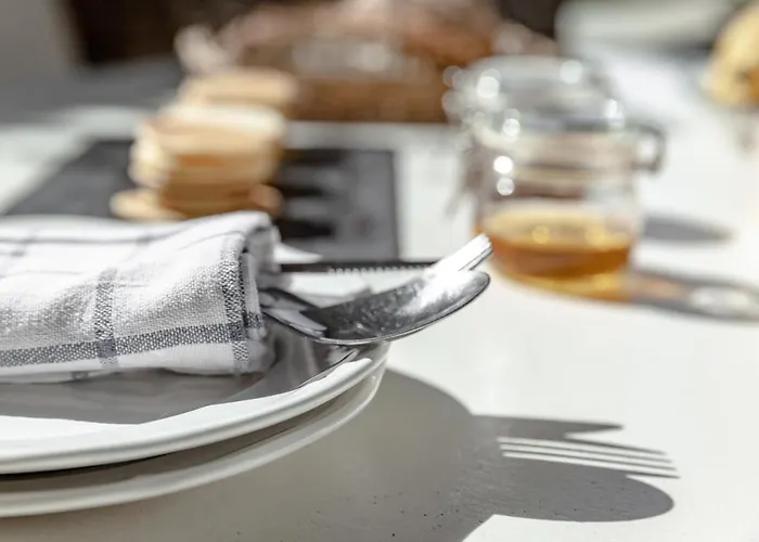 White Tinos Luxury * Stení