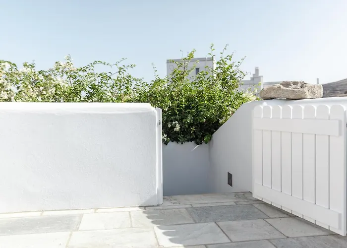 White Tinos Luxury *