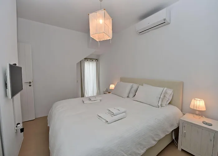 White Tinos Luxury Ferienhaus *